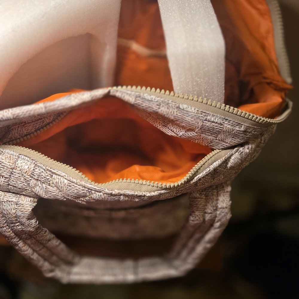 MZ Wallace NWT Designer Metro Quilted Tote Deluxe in Tan - Picture 6 of 16